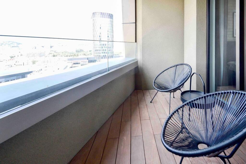Skypark Luxury Apartment With Skyline View & Free Parking Bratislava Exteriör bild